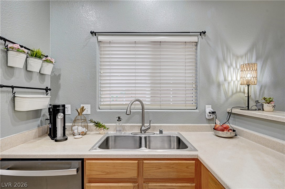 Photo 7 of 22, 9785 Spinnaker Creek Avenue