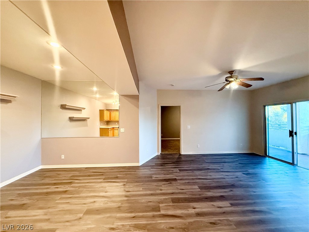 Photo 11 of 12, 5655 E Sahara Avenue #2060