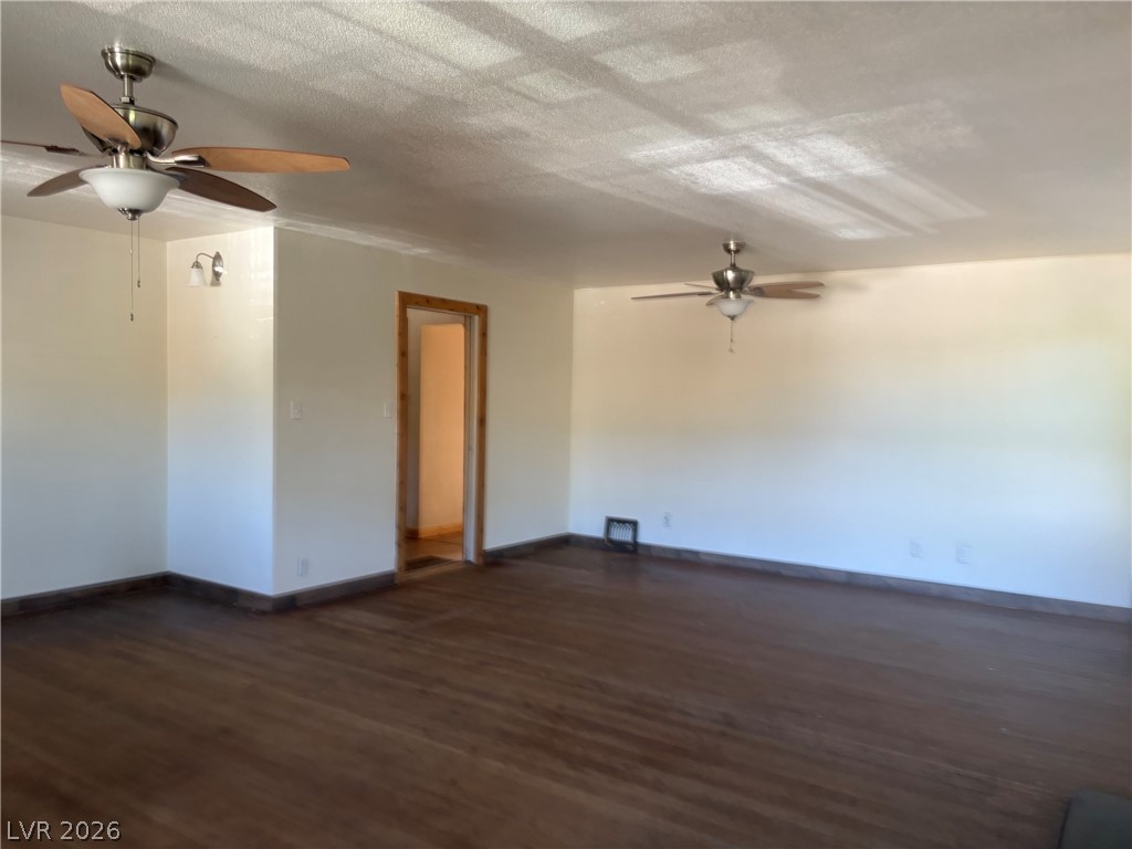 Photo 4 of 1071 Canyon Street