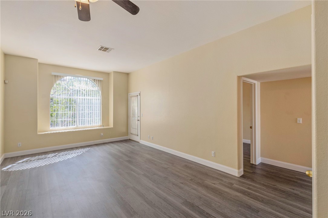 Photo 11 of 24, 3125 N Buffalo Drive #2153