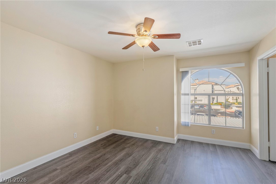 Photo 12 of 24, 3125 N Buffalo Drive #2153