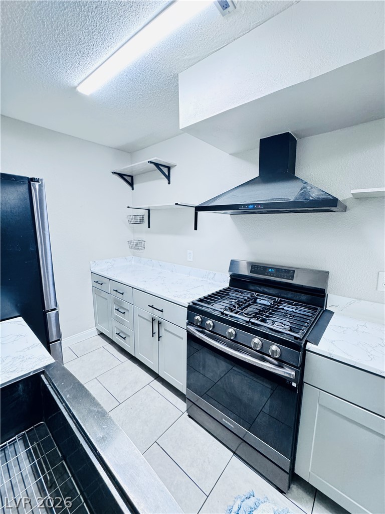 Photo 10 of 42, 3671 Villa Knolls East Drive