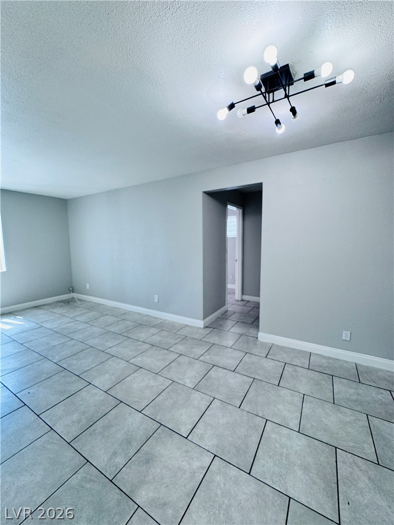 Photo 12 of 42, 3671 Villa Knolls East Drive