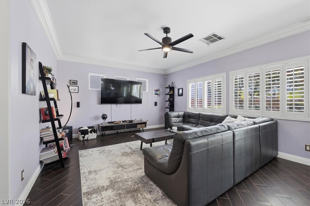 Photo 9 of 36, 5397 Esparon Avenue