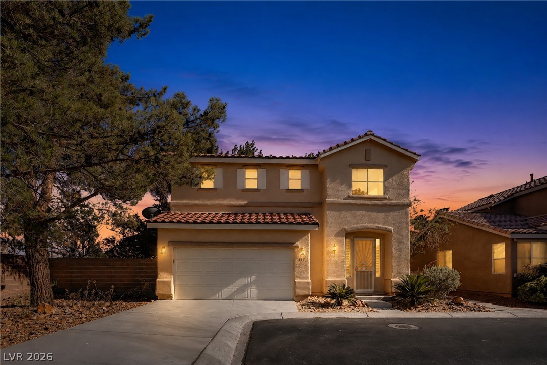 999 Whispering Grove Avenue, Las Vegas 89123