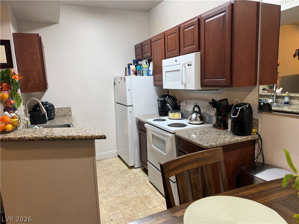 Photo 6 of 15, 5162 S Jones Boulevard #104