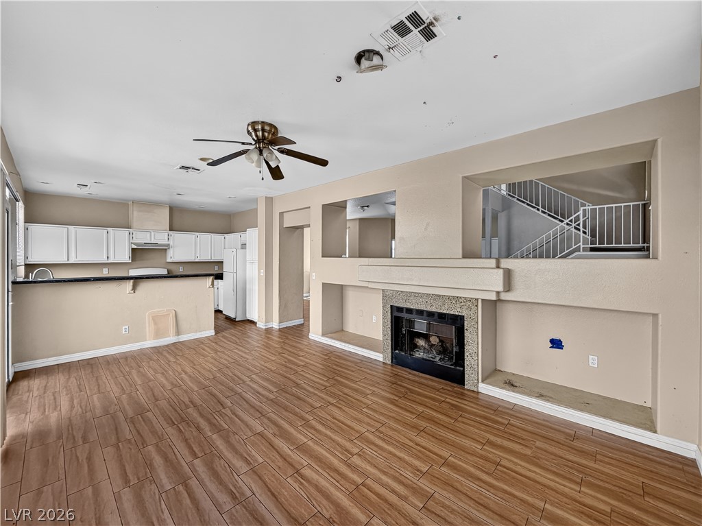 Photo 8 of 27, 6664 Goldencreek Way