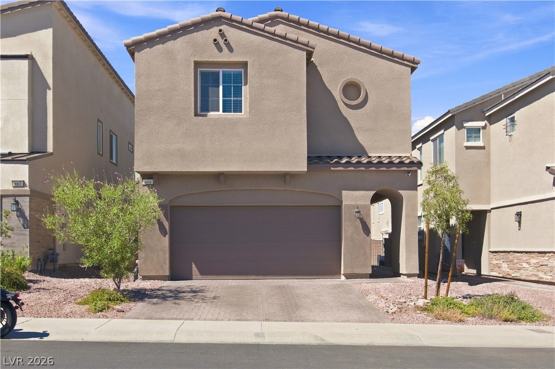 869 Pointe Arbor Street, Henderson 89011