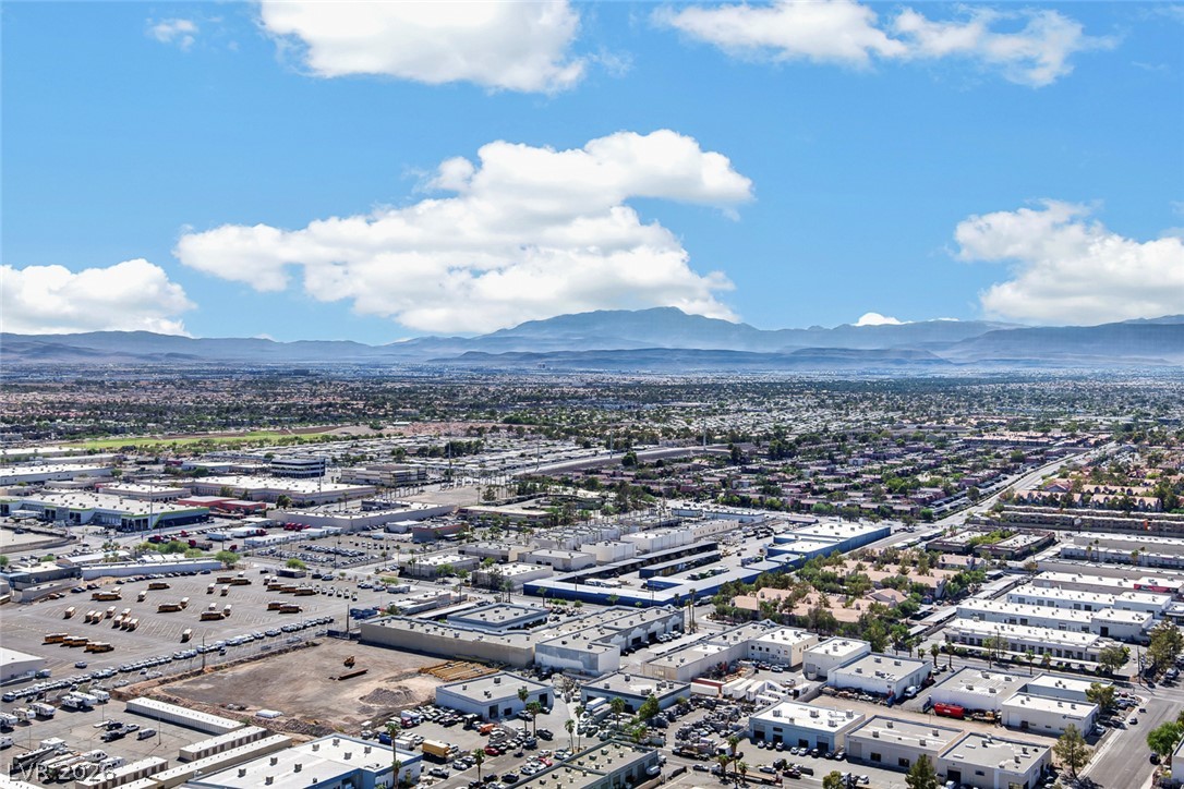 Photo 13 of 21, 4381 W Flamingo Road #2007