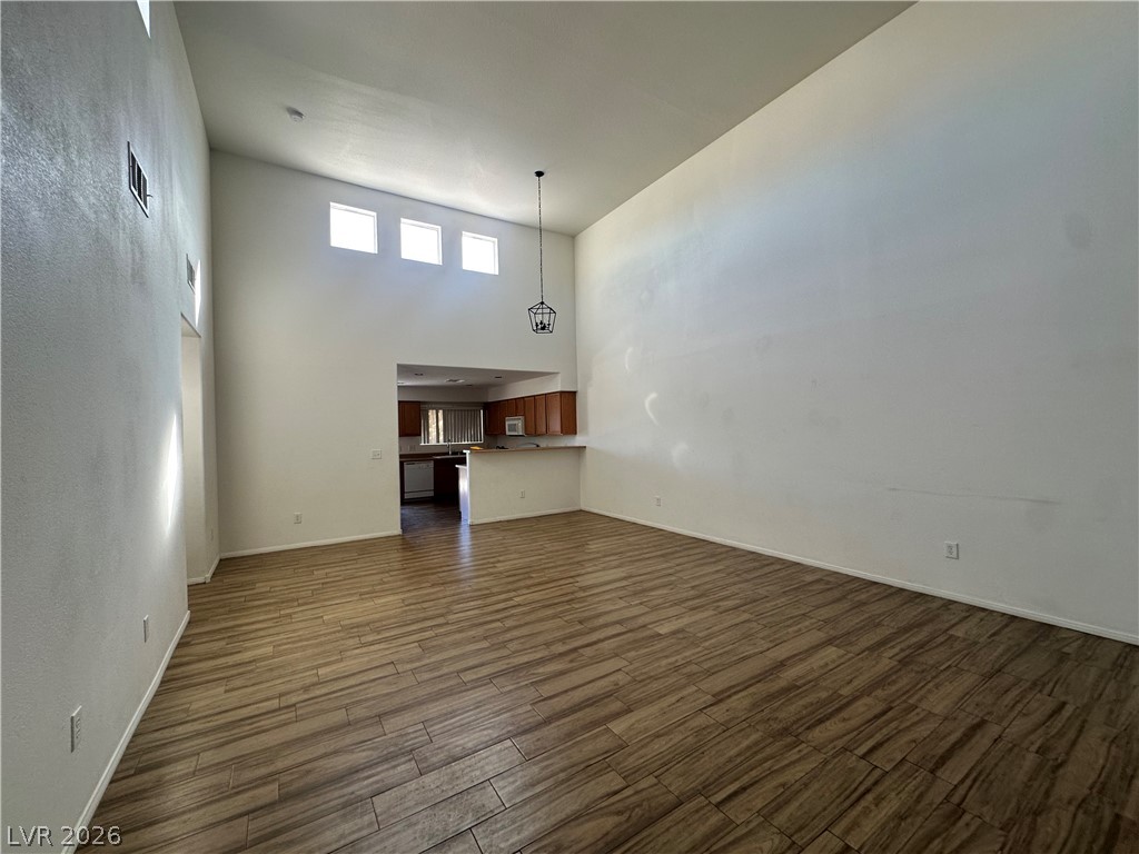 Photo 7 of 31, 4721 Guma Way