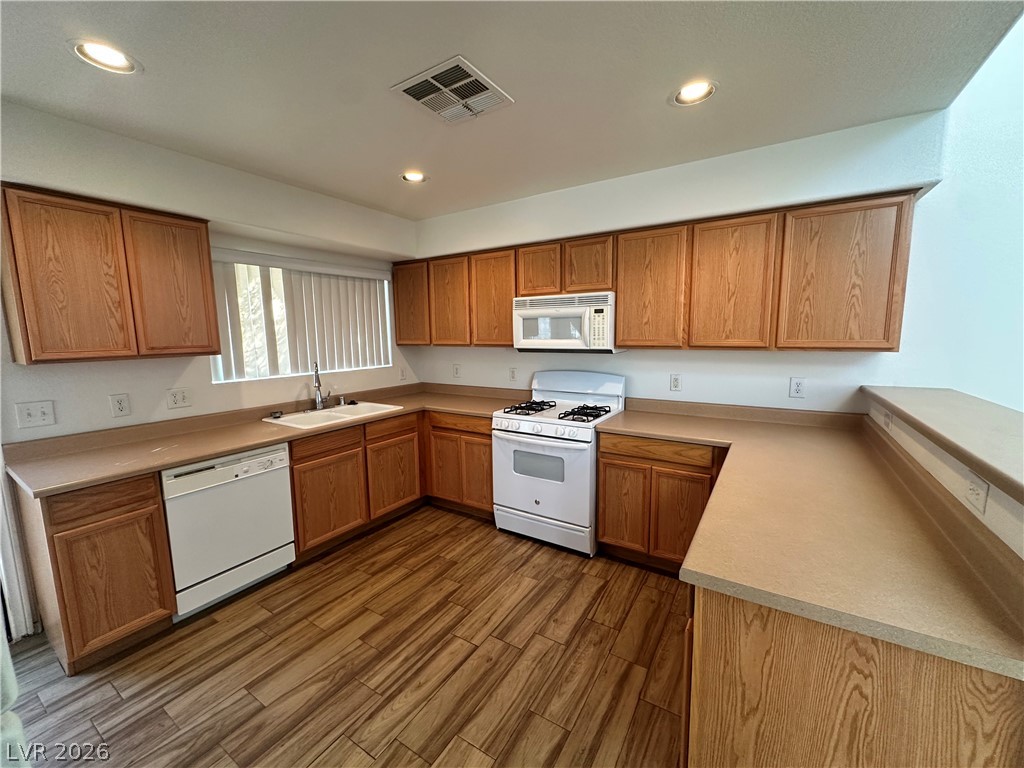 Photo 8 of 31, 4721 Guma Way