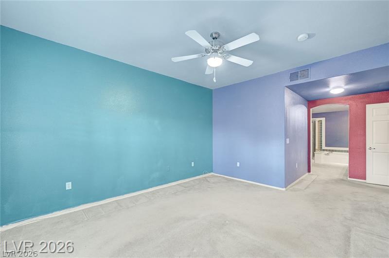 Photo 7 of 21, 10711 Pappas Lane #101