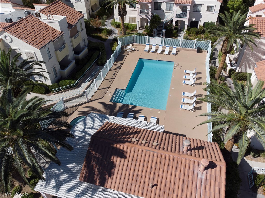 Photo 23 of 30, 4847 S Torrey Pines Drive #102