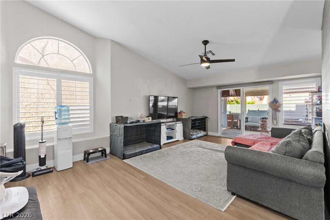 Photo 10 of 44, 3720 Dorrington Drive
