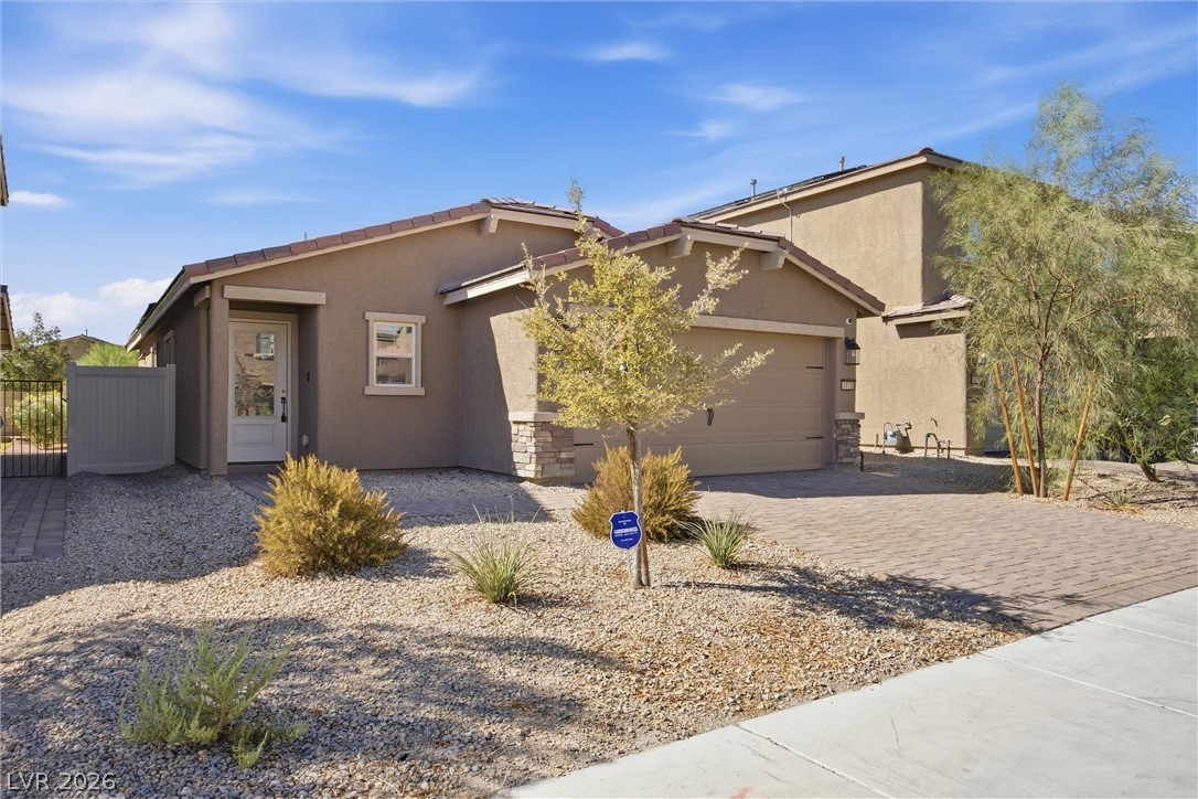 Photo 6 of 32, 1573 Oro Grande Drive