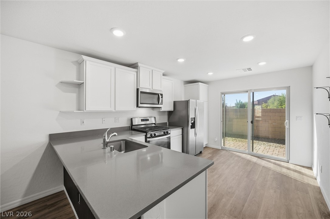 Photo 15 of 32, 1573 Oro Grande Drive