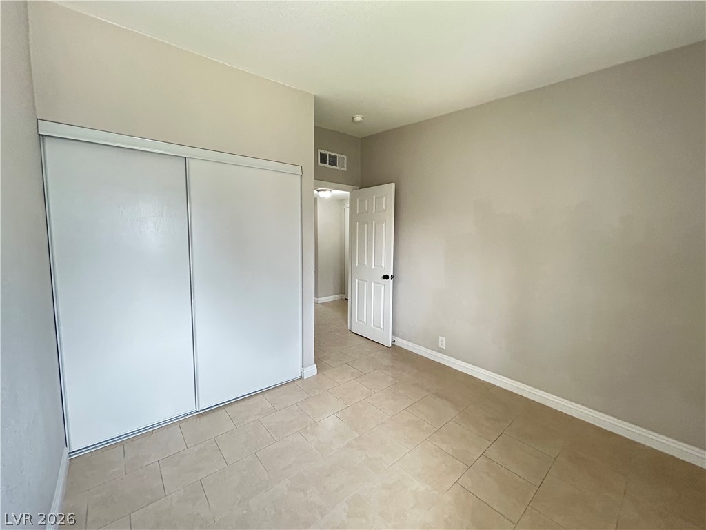 Photo 17 of 26, 3357 Narod Street
