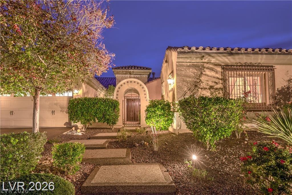 Photo 4 of 2385 Luberon Drive