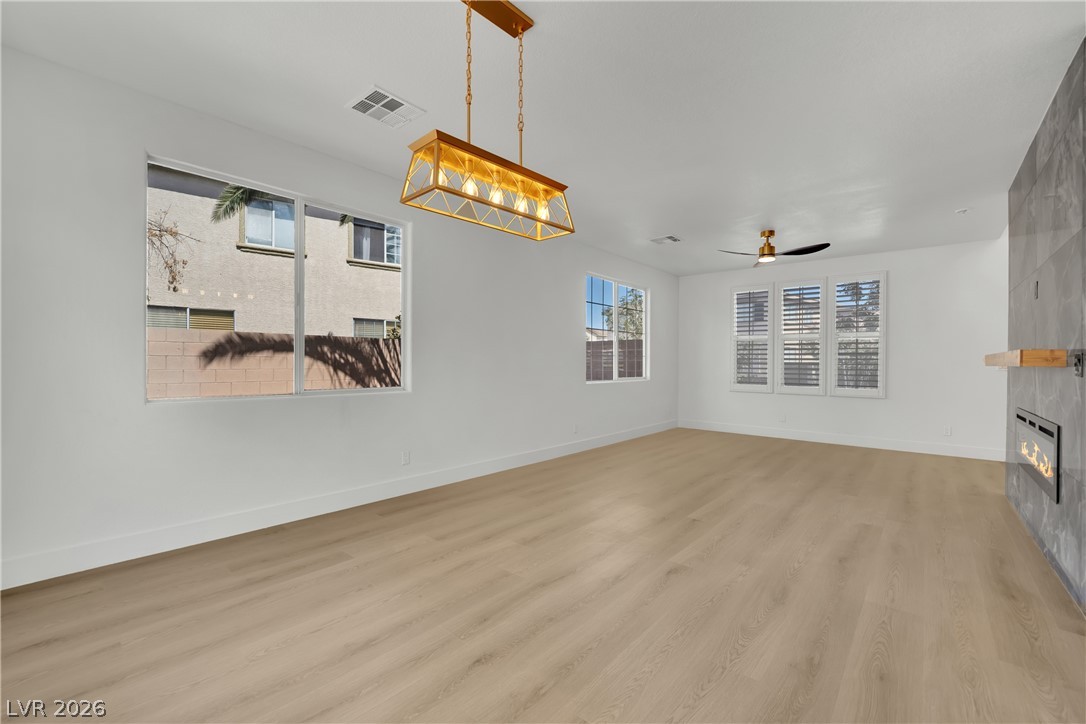 Photo 6 of 40, 1240 Las Brisas Court