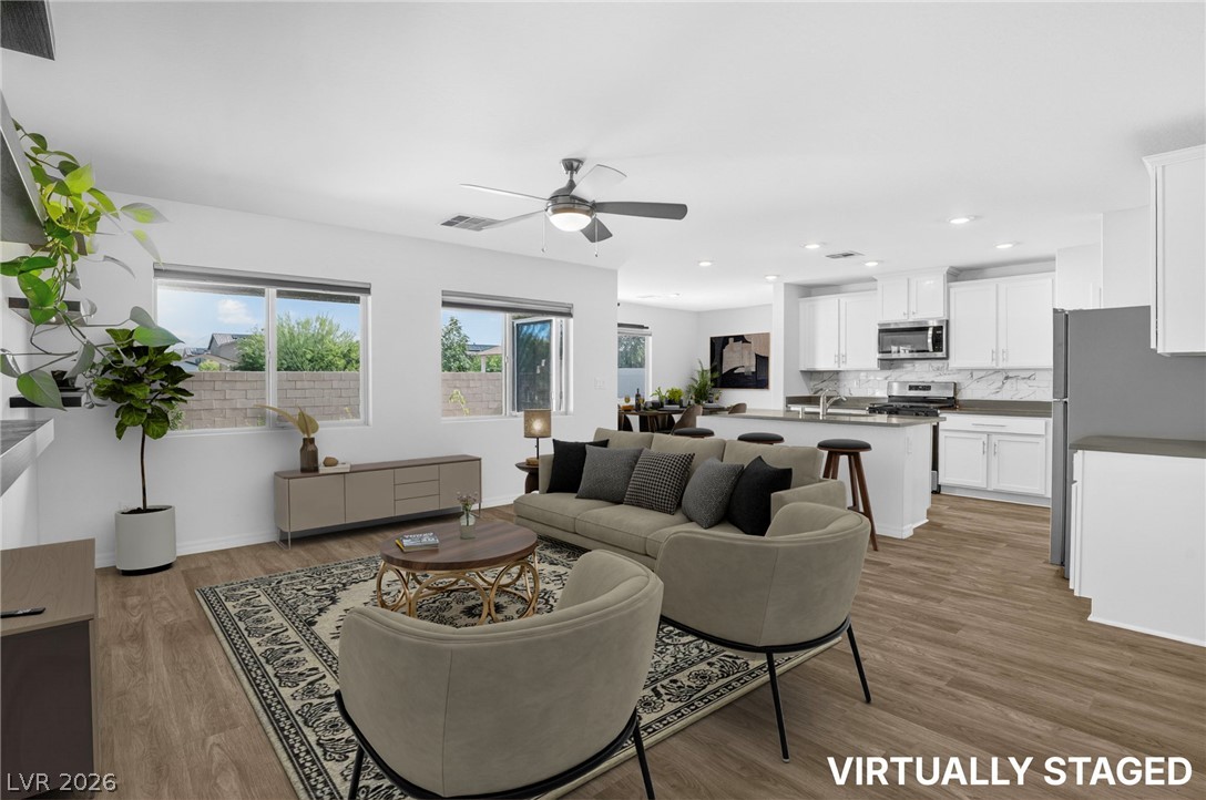 1586 Gold Sunset Avenue, North Las Vegas 89032