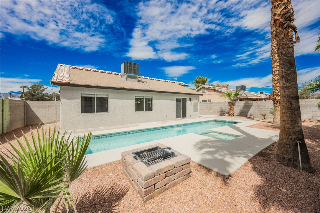 Photo 2 of 5102 Del Shannon Street
