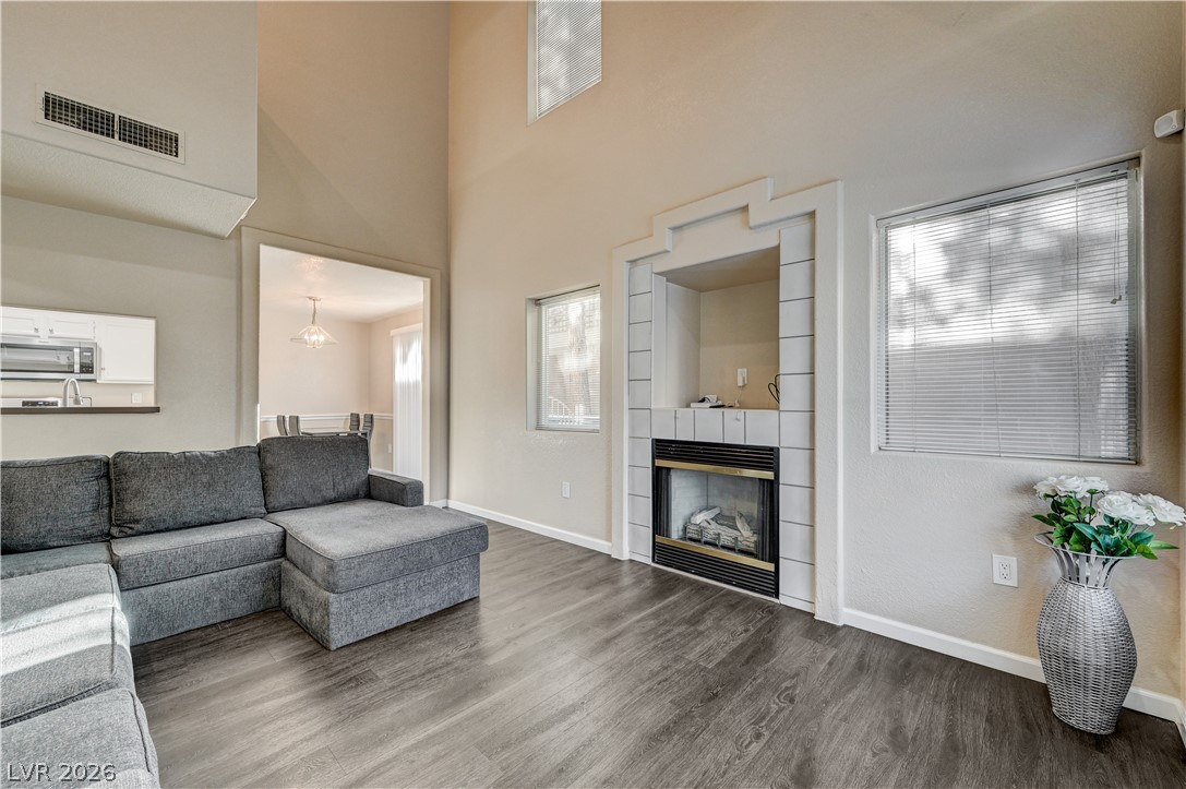 Photo 3 of 4033 Cape Sand Drive