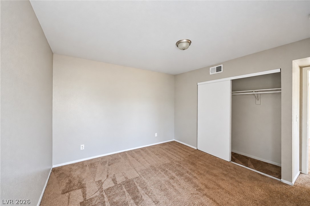Photo 11 of 22, 2961 Country Manor Lane #14
