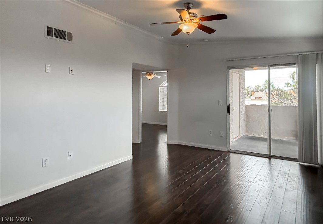 Photo 5 of 4400 S Jones Boulevard #3086