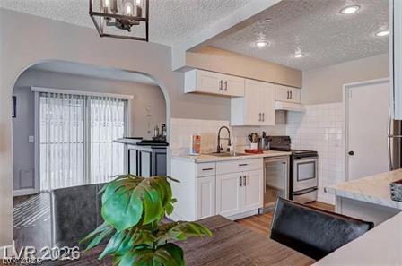 Photo 15 of 39, 3750 Florrie Avenue