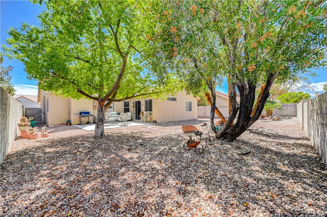 Photo 38 of 40, 4404 Sophia Way