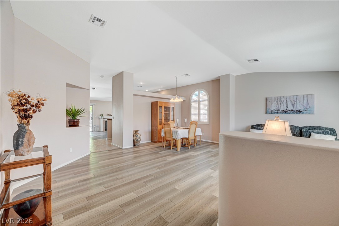 Photo 4 of 4404 Sophia Way
