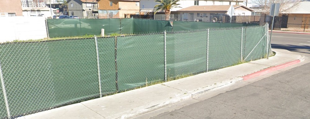 200 W Chicago Avenue, Las Vegas 89102