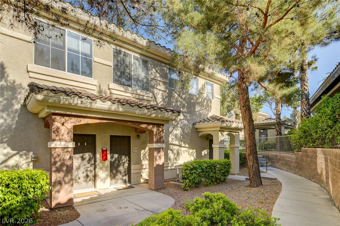 Photo 25 of 32, 9050 W Warm Springs Road #1091