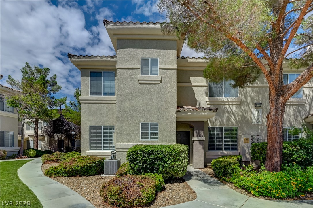 Photo 23 of 32, 9050 W Warm Springs Road #1091