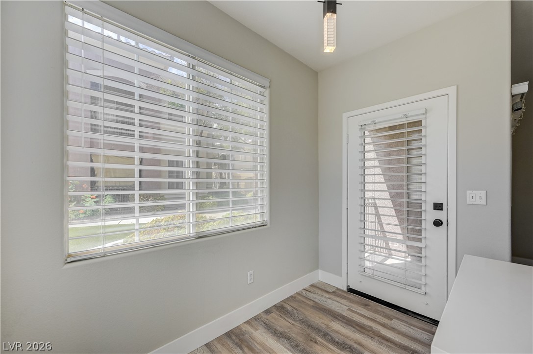 Photo 9 of 32, 9050 W Warm Springs Road #1091