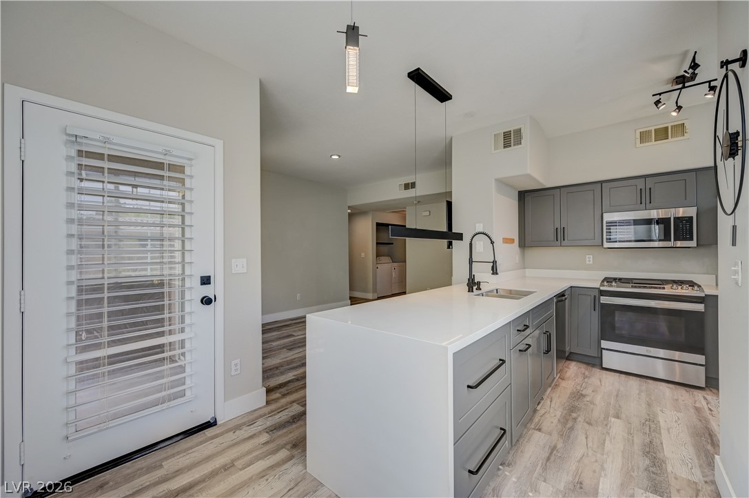 Photo 2 of 9050 W Warm Springs Road #1091