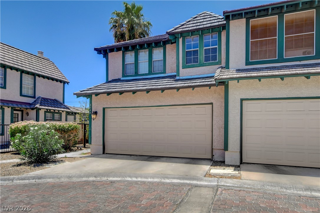 Photo 4 of 4049 Chalfont Court
