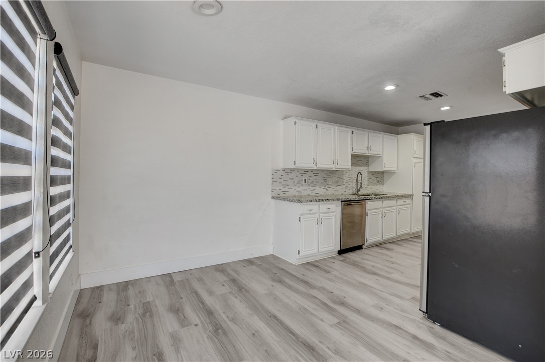 Photo 36 of 44, 4049 Chalfont Court