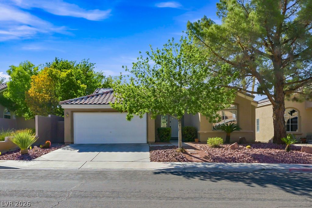Photo 17 of 41, 2257 Black Pine Drive