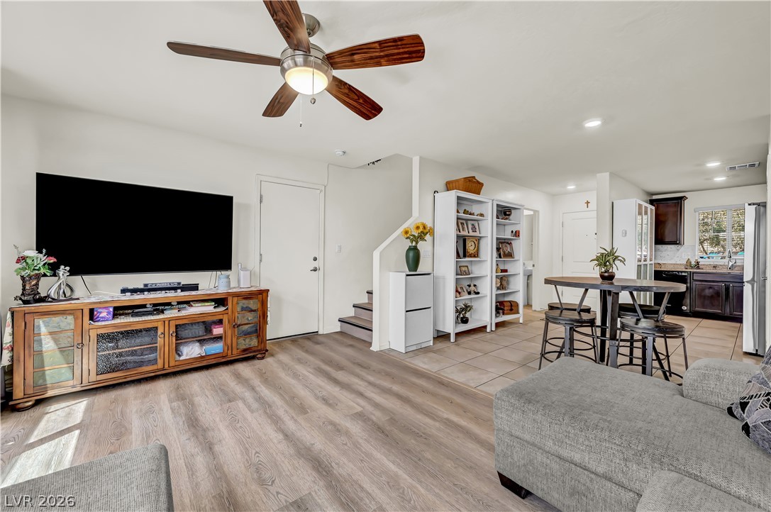 4389 Panther Cove Drive, Las Vegas 89115