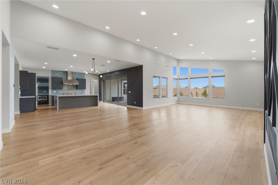Photo 9 of 92, 8380 Mojave Creek Court
