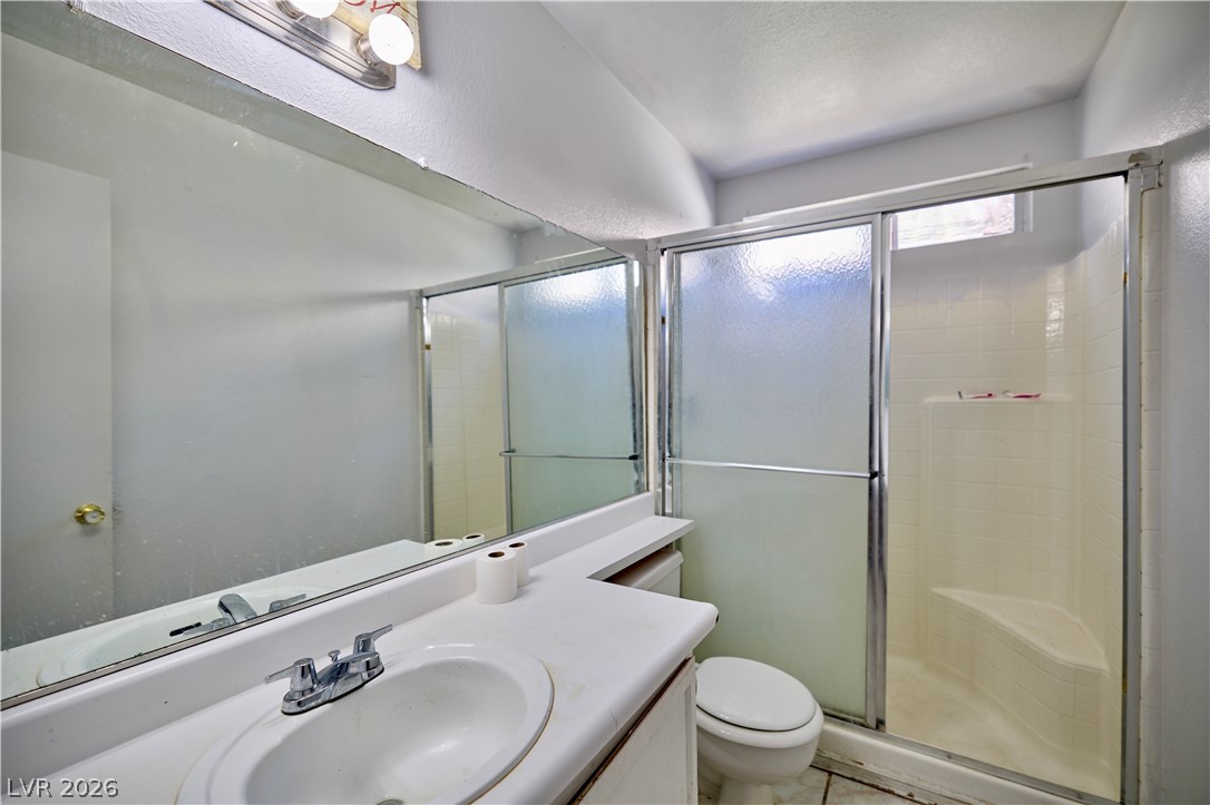 Photo 8 of 21, 5906 Commodore Cove Drive