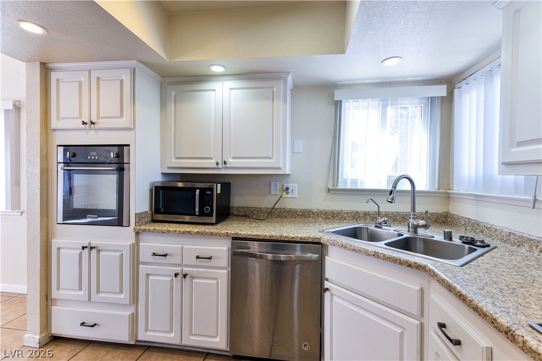 Photo 10 of 41, 817 Spyglass Lane