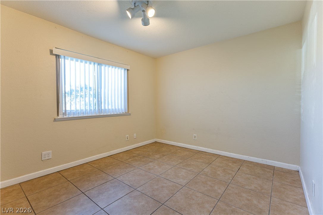 Photo 24 of 41, 817 Spyglass Lane