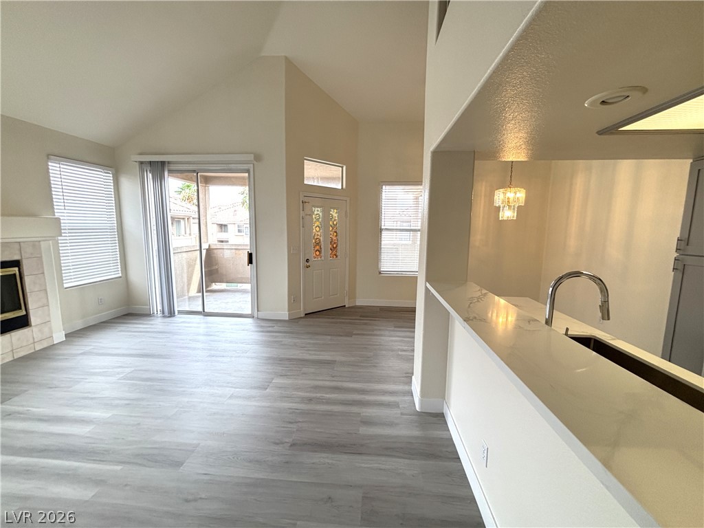 Photo 9 of 48, 5125 W Reno Avenue #2107