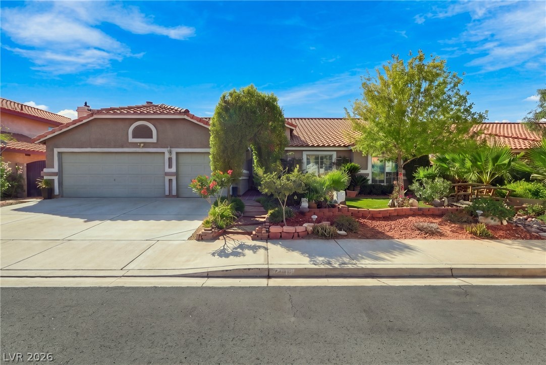 7445 Falcon Rock Drive, Las Vegas 89123