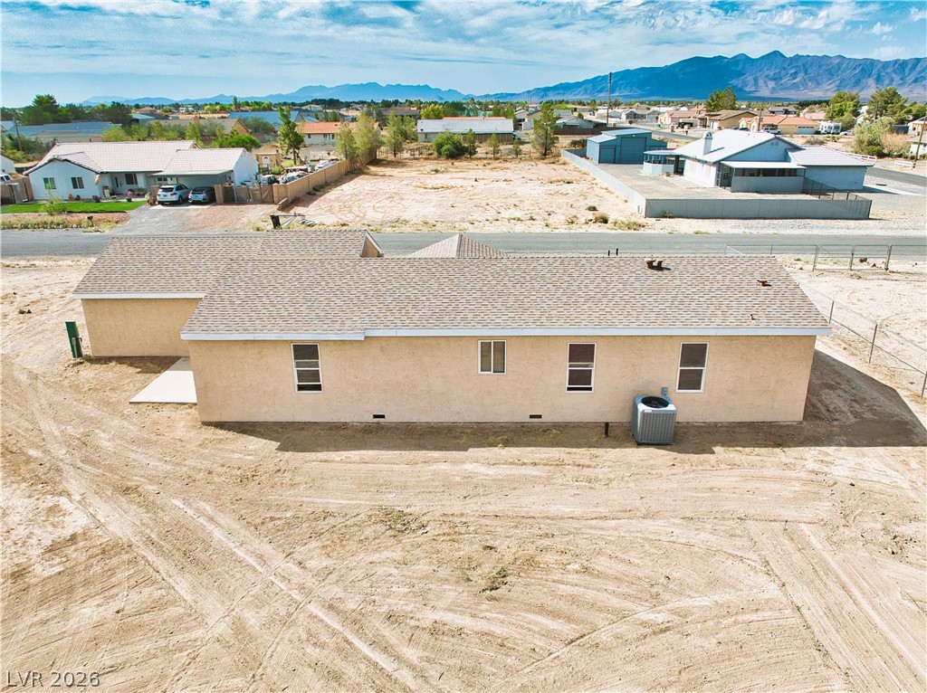 Photo 5 of 420 E Hickory Street