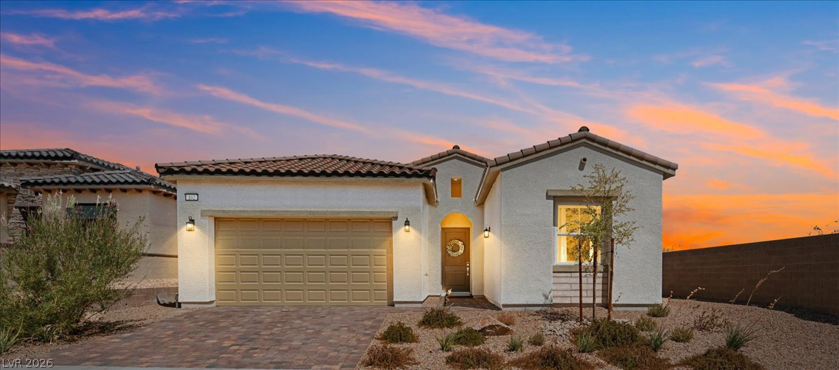 102 Amalfi Coast Way, Henderson 89011