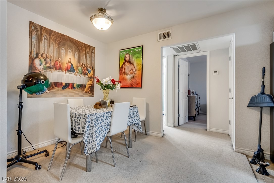 Photo 7 of 25, 5061 River Glen Drive #88
