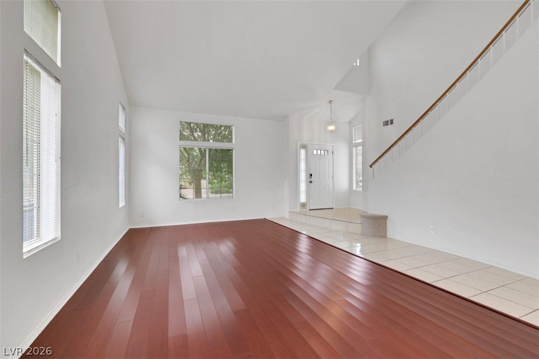 Photo 13 of 38, 9424 Rolling Ridge Lane